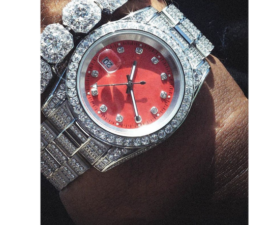 FMUSN Red watch | Rood-Zilveren Bustdown Horloge met Rode Wijzerplaat