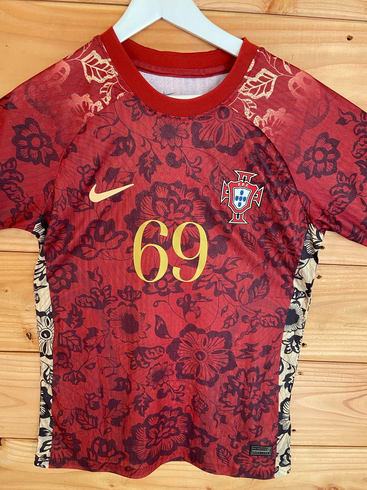 Portugal Red Flower Jersey